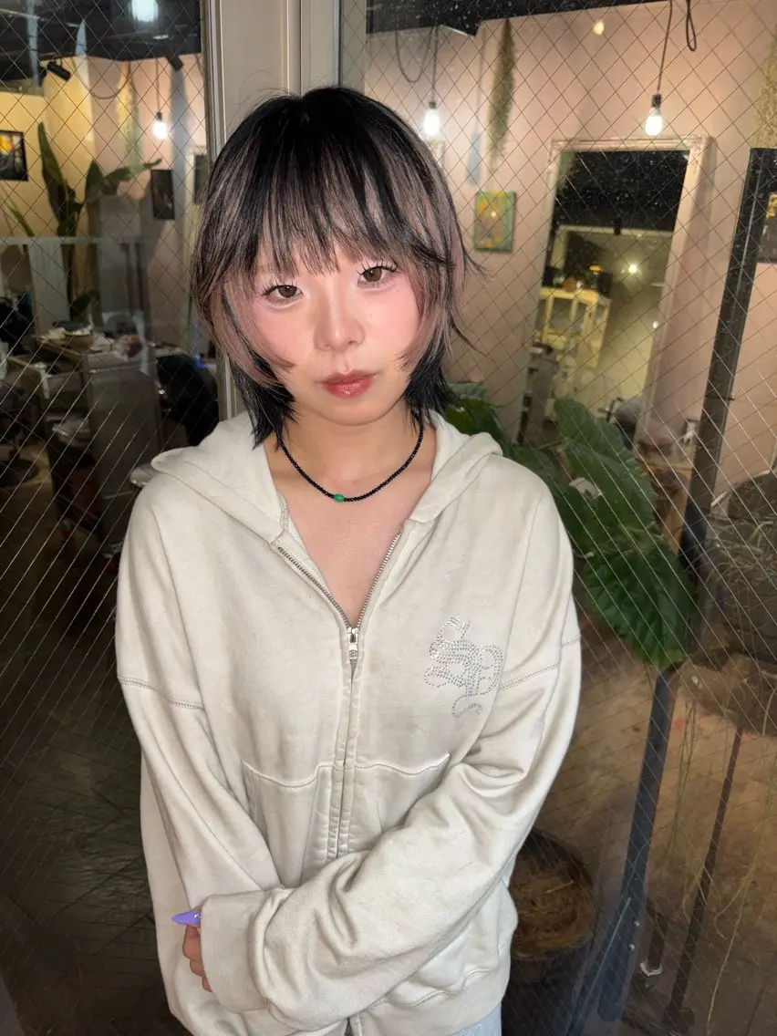 ショート カラー カット ヘアカラー 心斎橋/デザインカラ ー/海外風/ナツミのヘアスタイル