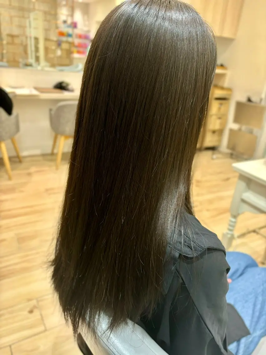 ロング パーマ ストレートパーマ 別所 叶実のヘアスタイル
