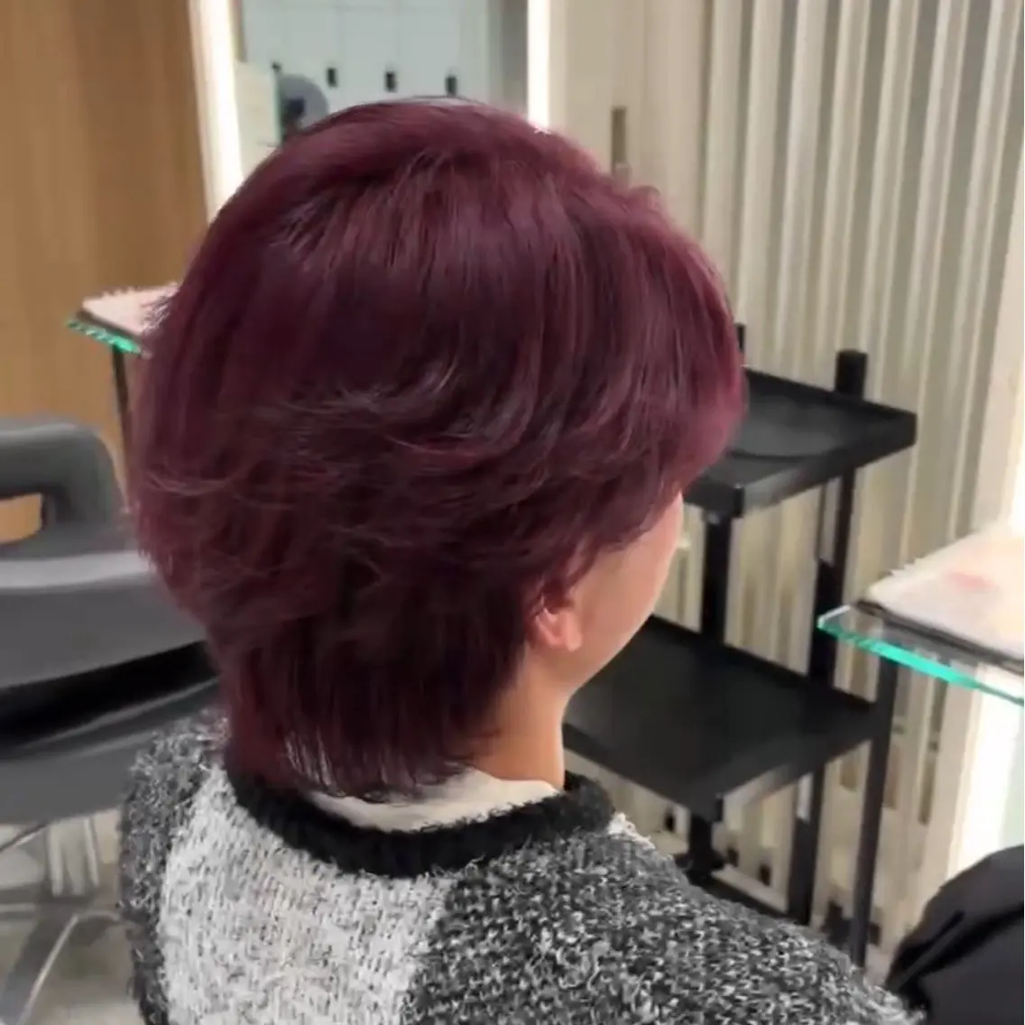 カラー メンズ レッドカラー 田中 洸多のヘアスタイル