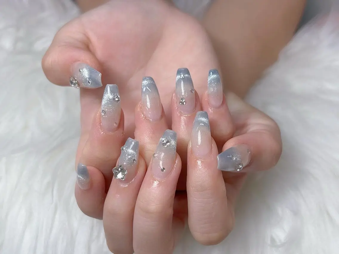 ネイル AURA NAIL🎀💅のネイルデザイン