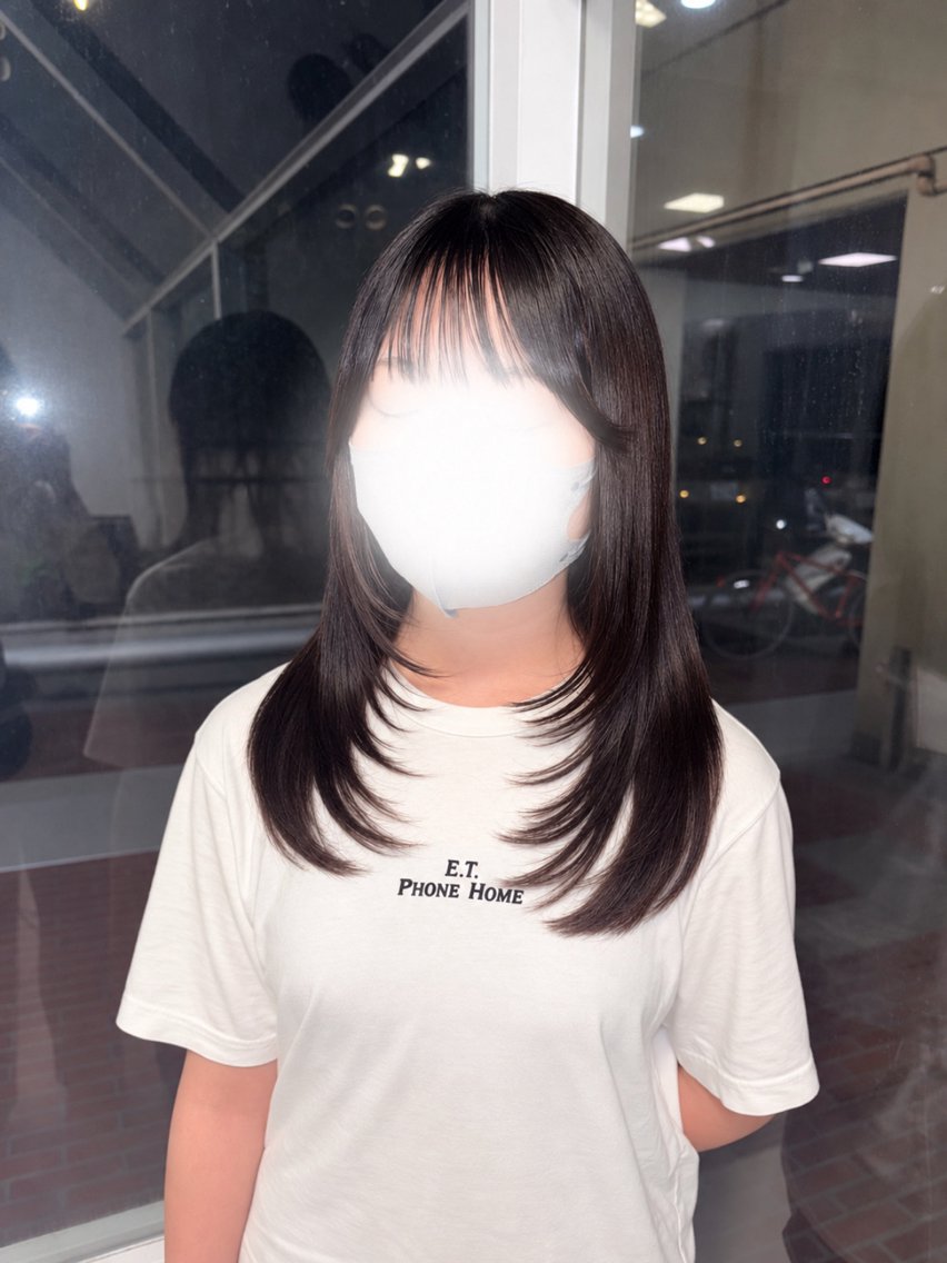 ミディアム レイヤーカット 内倉 侑空のヘアスタイル