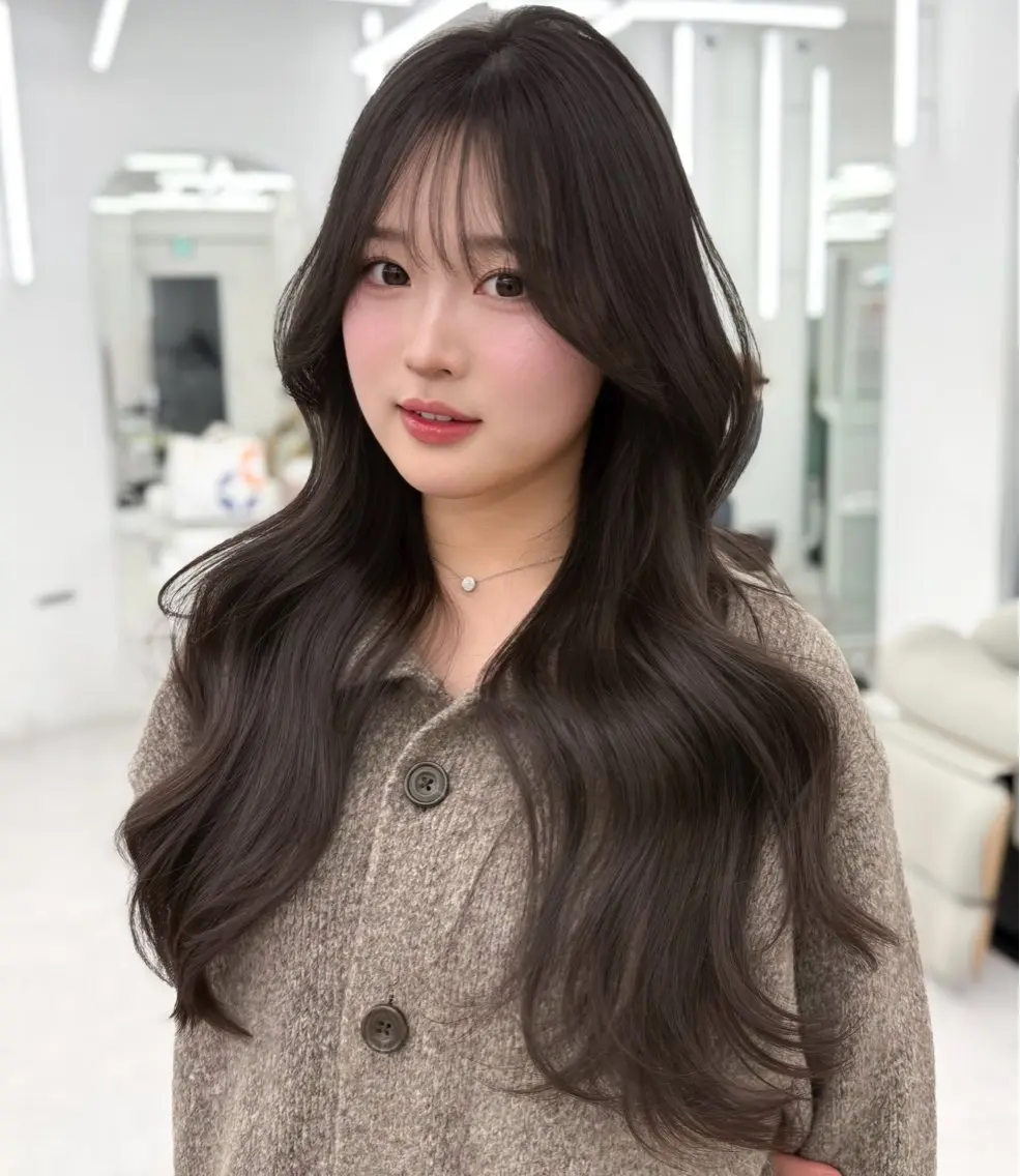 ロング カラー 透明感カラー 韓国風ヘア レイヤーカット 似合わせカット カット ヘアカラー トリートメント 韓国レイヤー× 顔まわり🕊️テルのヘアスタイル