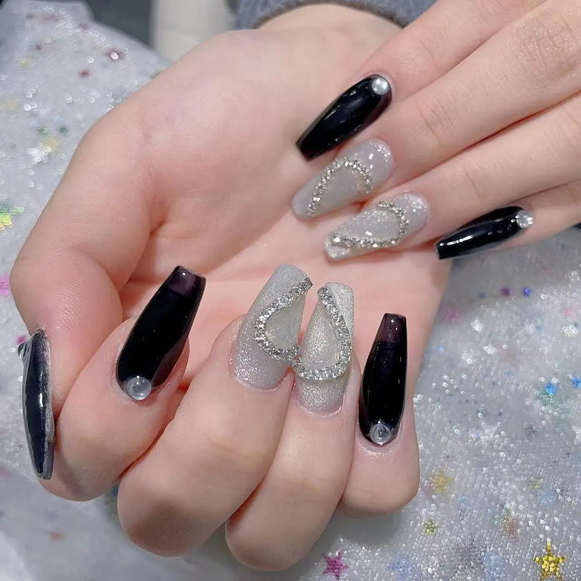 ネイル 長さ出し ネイルチップ Queens ひなのネイルデザイン