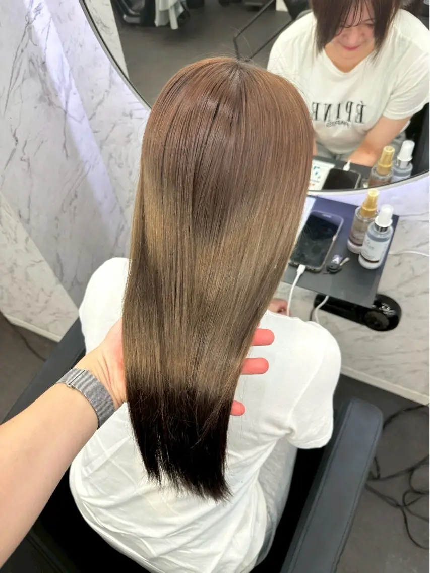カラー ベージュカラー ブリーチ ブラウンカラー 透明感カラー グレージュ ⋆✦ Leon カット¥1100‼️のヘアスタイル
