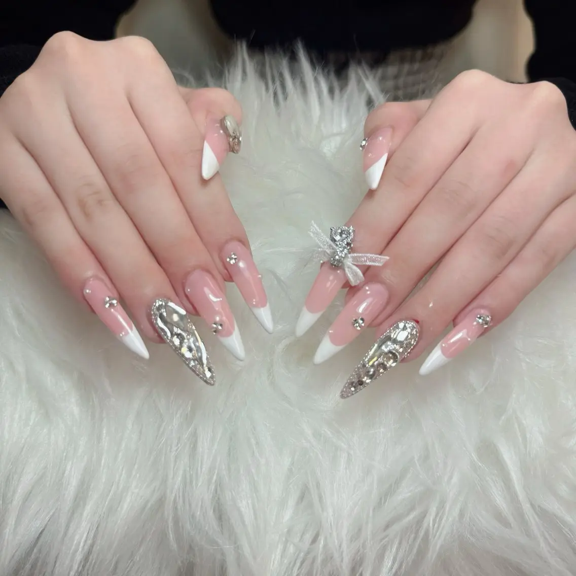 ネイル ジェルネイル 韓国ネイル マグネットネイル ネイルチップ 冬ネイル Lenie Nail Salonのネイルデザイン