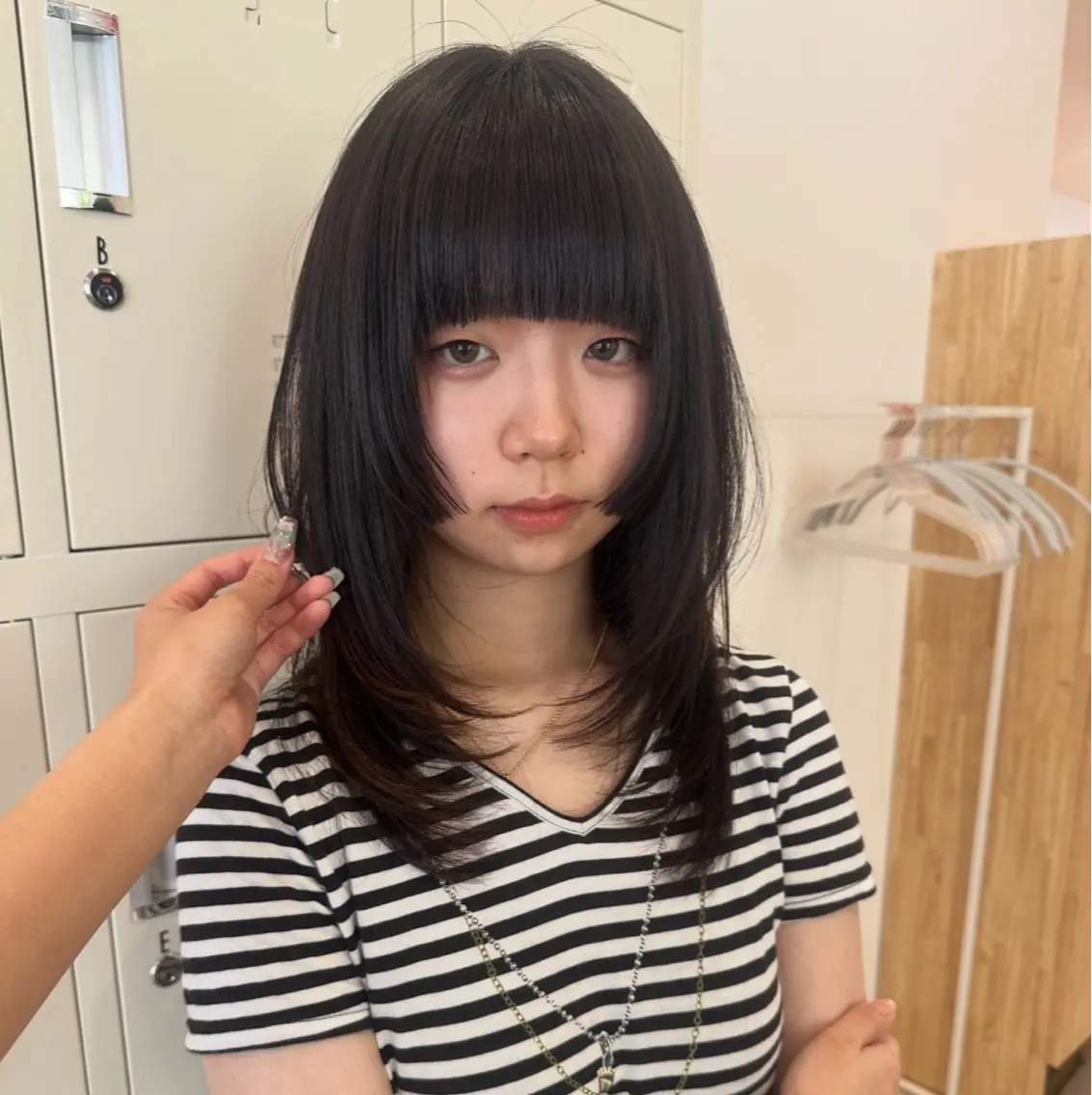 セミロング カット 透明感color🩰 girly♡ノアのヘアスタイル