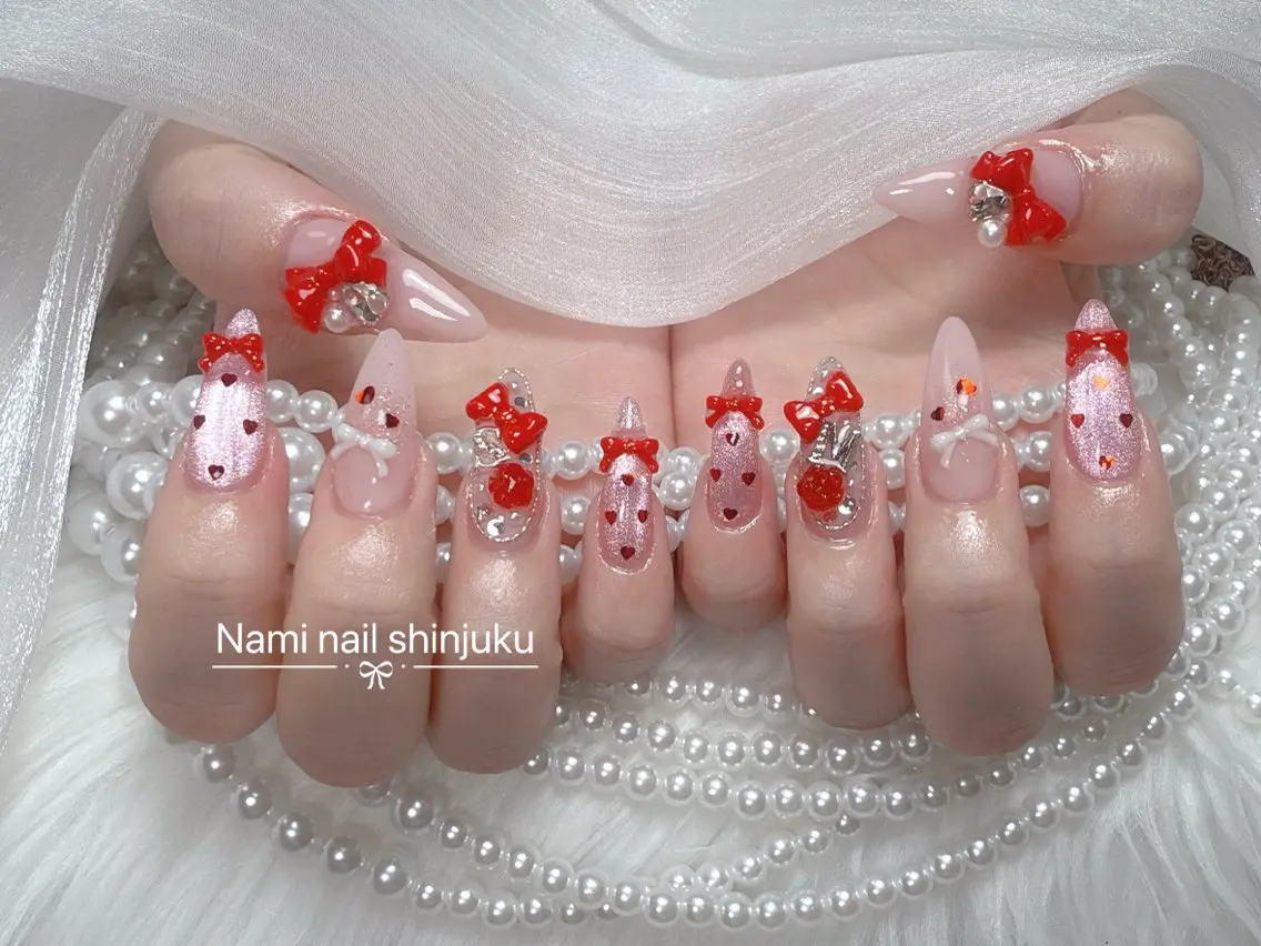 ネイル 長さ出し ガーリー 韓国ネイル ロングネイル 持ち込み ハンドネイル Nami nail salonのネイルデザイン