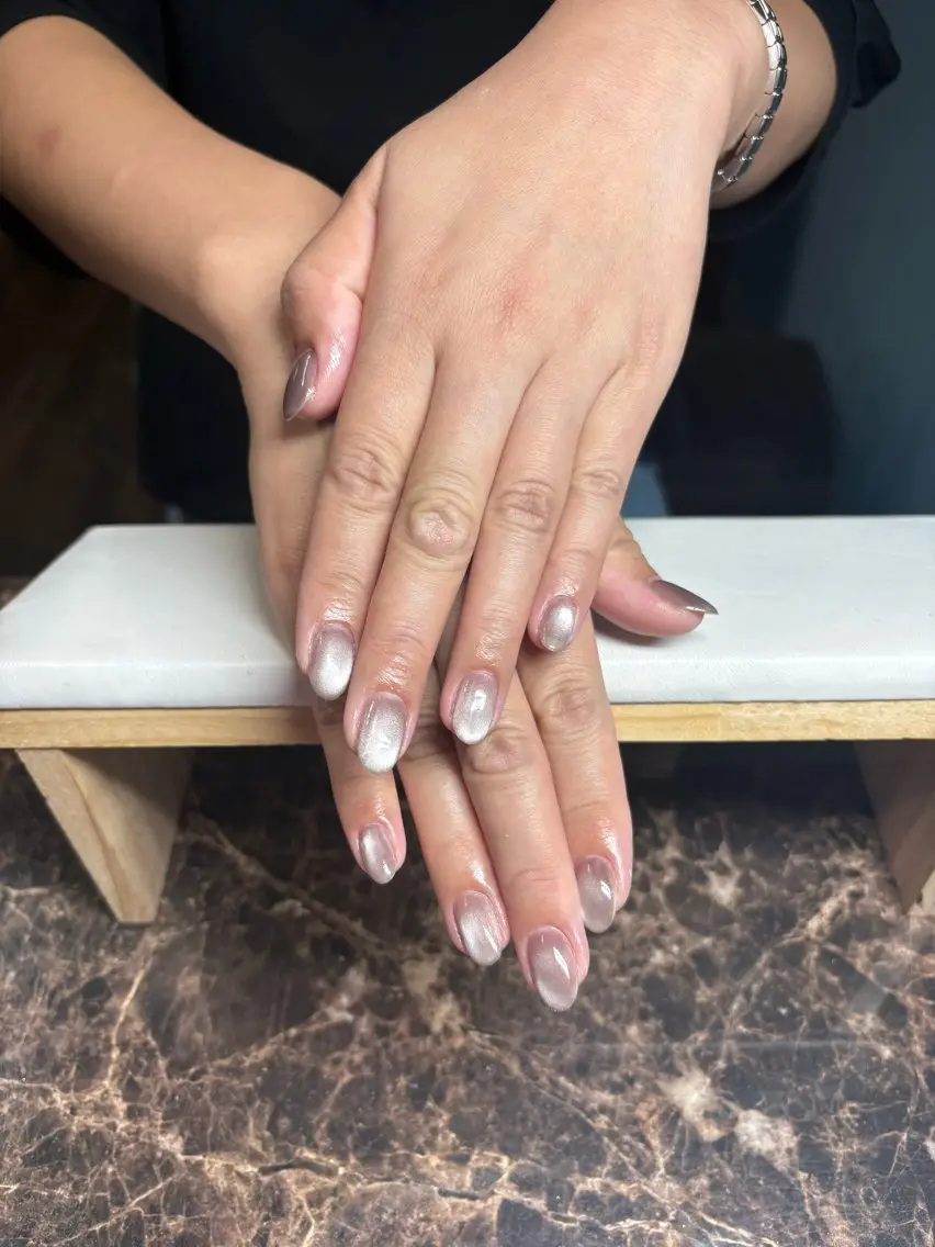 ネイル ハンドネイル IROHA Nail 烏丸店 木湖奈のネイルデザイン
