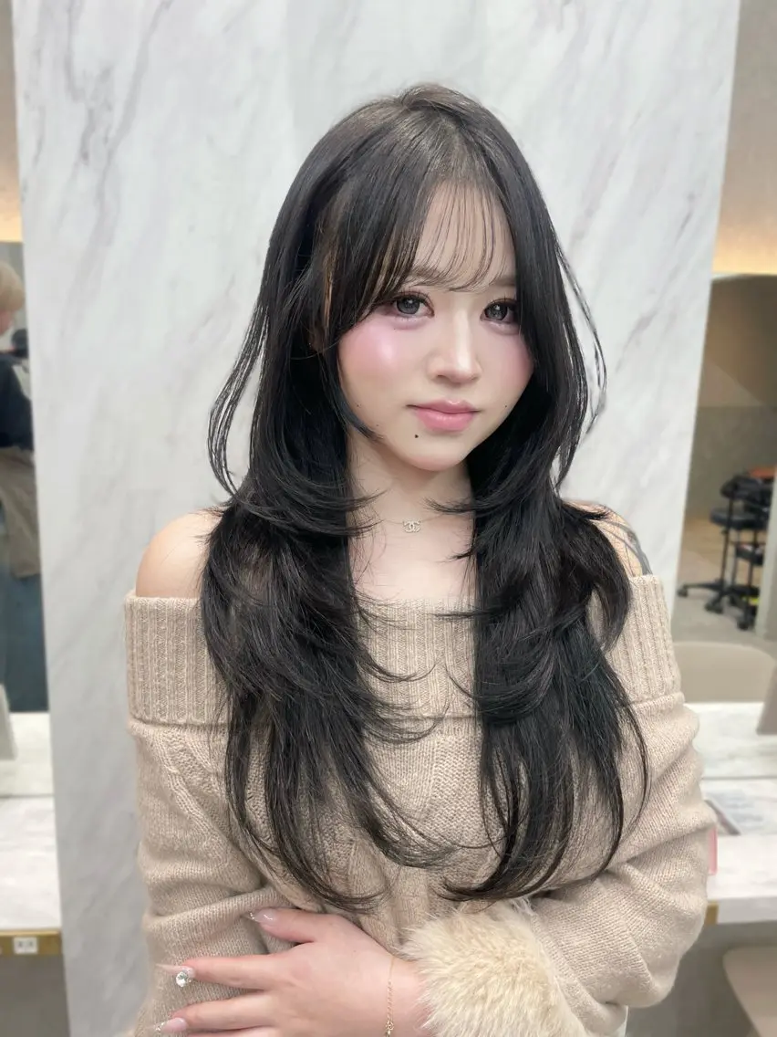 セミロング カット ヘアカラー MOE 福岡韓国ヘア✧︎のヘアスタイル