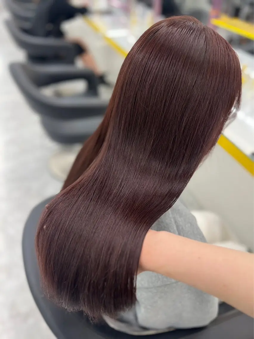 ロング カラー ハイトーンカラー 🦄レイヤーカットのヘアスタイル