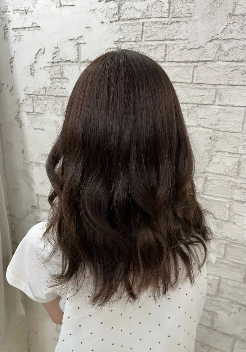 カラー ✨レイヤーハイトーン tomoko🦋✨のヘアスタイル