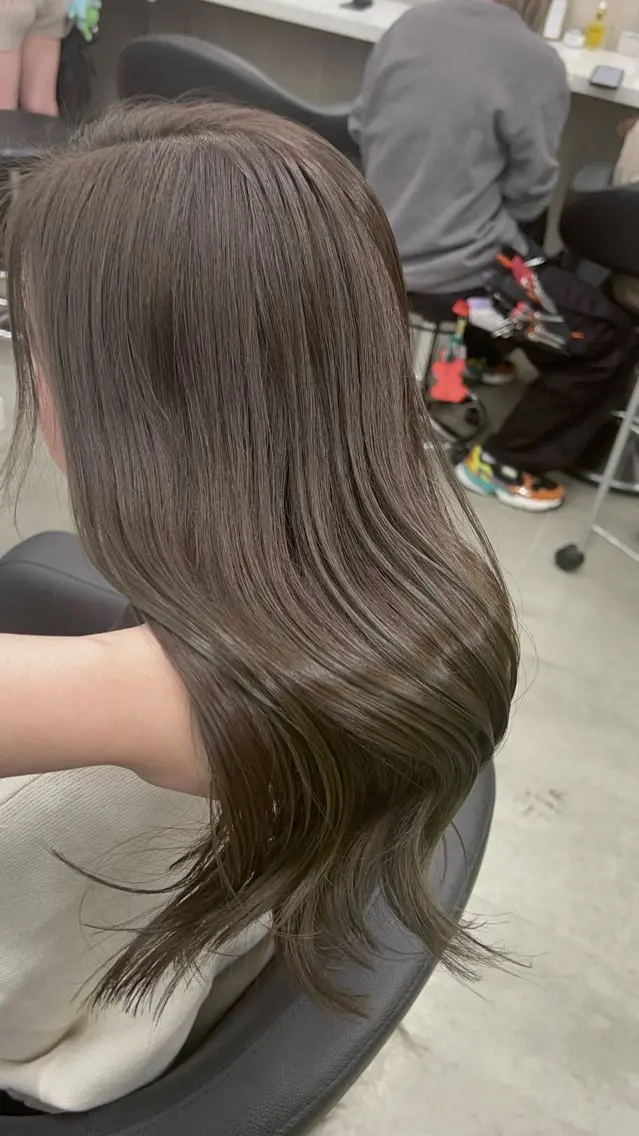 ロング カラー パーマ ヘアアレンジ メンズ キッズ ヘアカラー トリートメント ヘアセット ブリーチなしカラー/ ブラウン/レイヤーのヘアスタイル