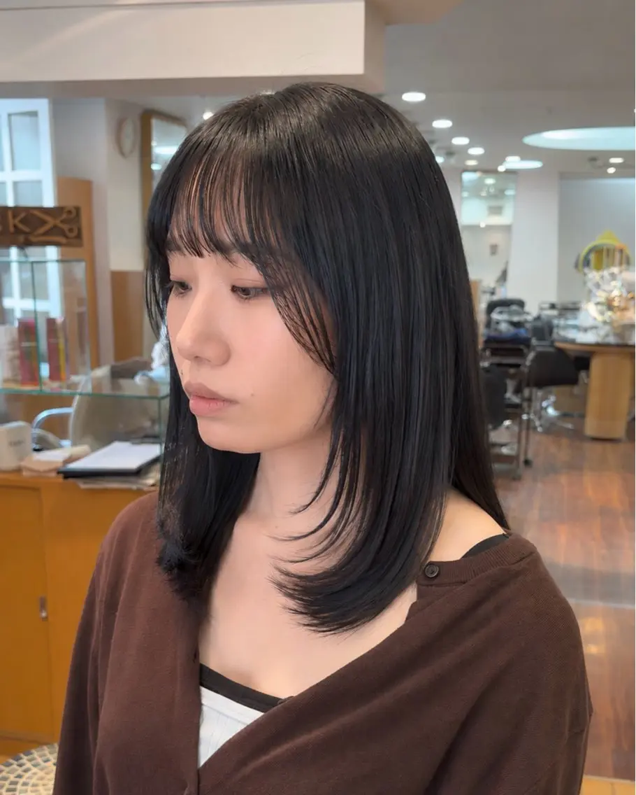 セミロング レイヤーカット カット トリートメント igrek田口 響希のヘアスタイル