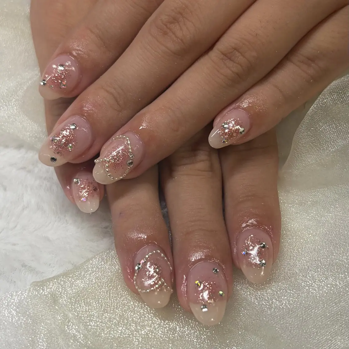 ネイル チークネイル ハート ラメ(グリッター) ハンドネイル Crea IBUKIのネイルデザイン