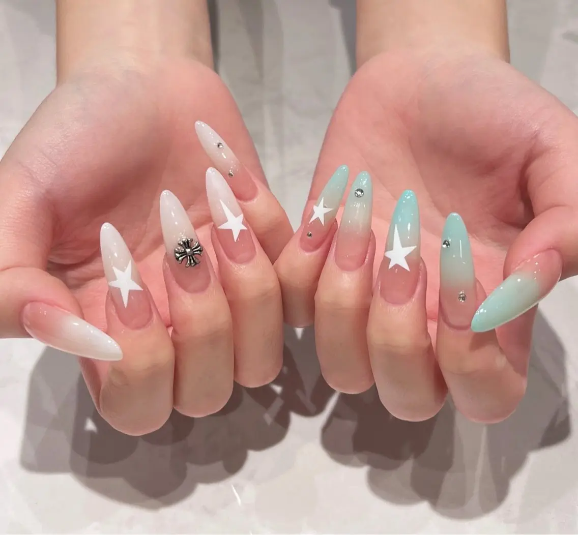ネイル STUDIO •9のネイルデザイン