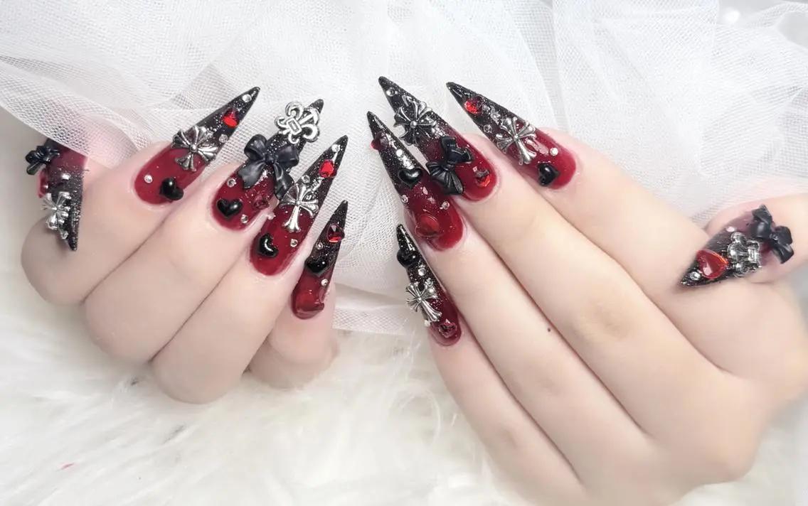 ネイル チークネイル 長さ出し フラッシュネイル フレンチネイル グラデーション ハンドネイル Lenie Shinjukuのネイルデザイン