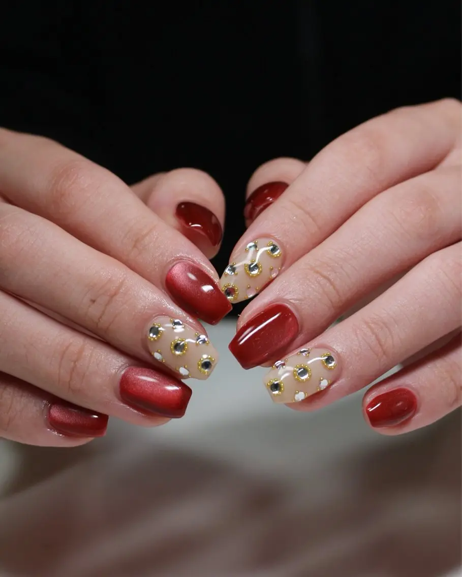 ネイル キラキラネイル マグネットネイル ミラーネイル 赤色 ハンドネイル Baku Nailsのネイルデザイン