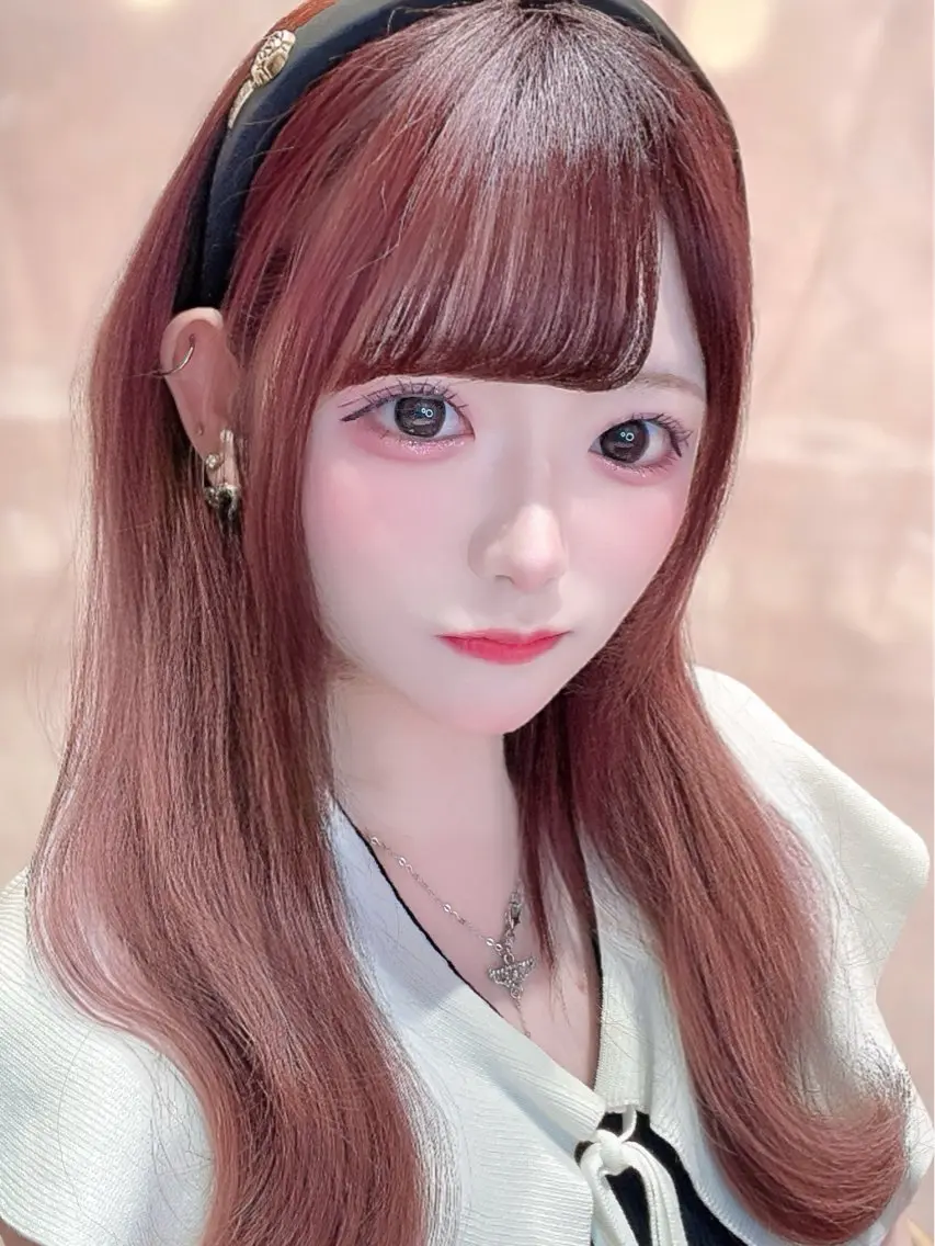 ミディアム カラー カット ヘアカラー トリートメント ヘッドスパ ヘアセット 韓国ヘア/レイヤー/ 顔まわり/りょーとのヘアスタイル