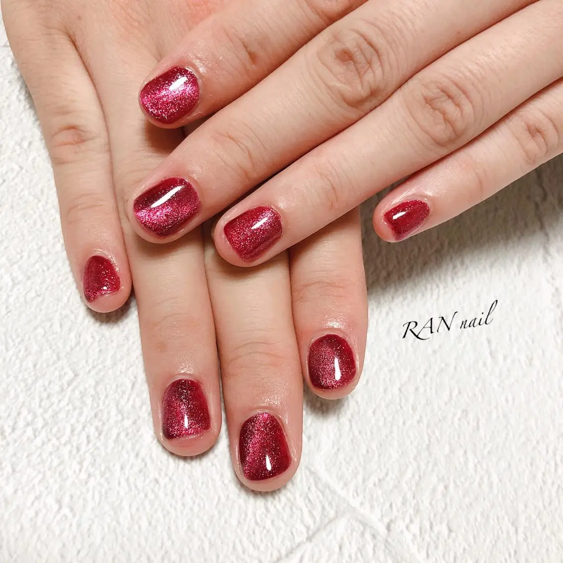 ネイル フットネイル オフィスネイル 赤色 春ネイル 冬ネイル RAN nailのネイルデザイン