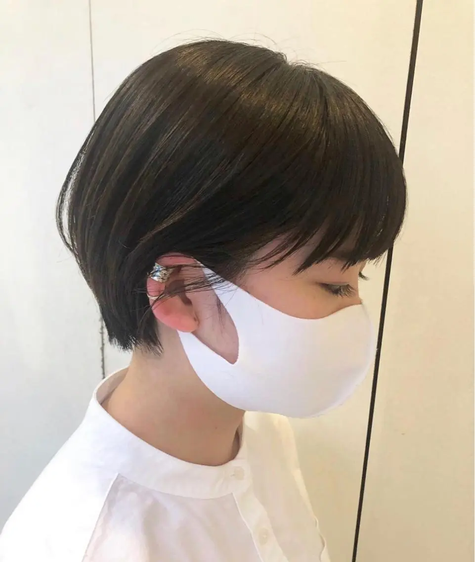 レディース　ショートカットの写真