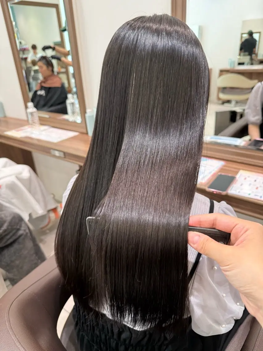 ロング カット 縮毛矯正 .MANA. 【艶髪ロング】のヘアスタイル