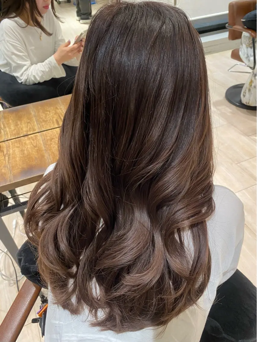 セミロング カラー ベージュカラー フォギーベージュ カット ヘアカラー トリートメント 髙木美緒🌿 レイヤー/アレンジのヘアスタイル