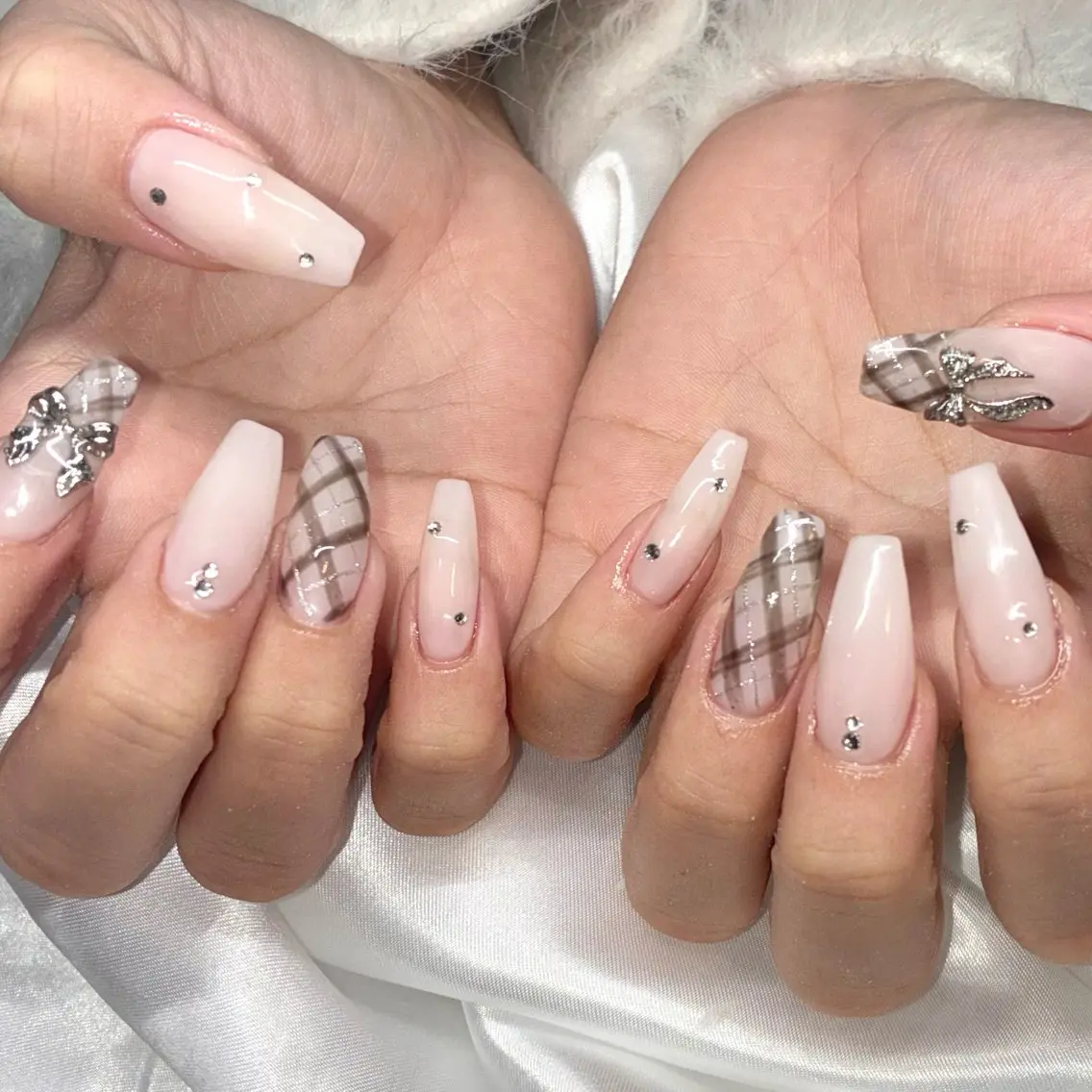 ネイル ハンドネイル Nail ヌシん家 AKANEのネイルデザイン
