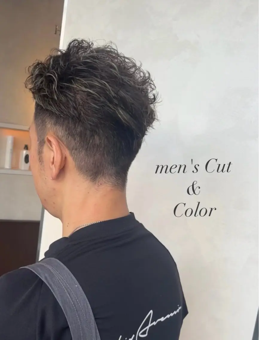 カラー メンズ メンズハイライト メンズメッシュ ハイライトカラー メッシュ カット ヘアカラー 山田 知佳のヘアスタイル