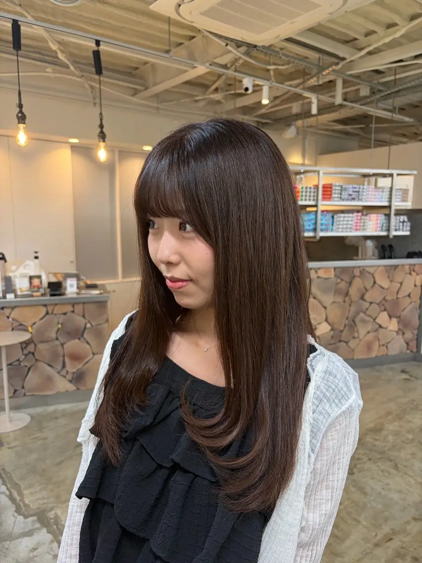ロング ヘアカラー トリートメント カラーリスト KOTOMIのヘアスタイル
