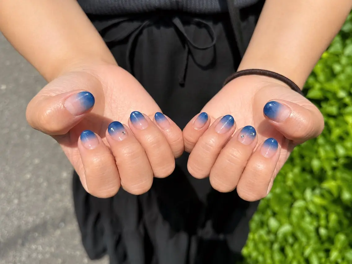 ネイル ブルー グラデーション Viel💅 〜yuki〜のネイルデザイン