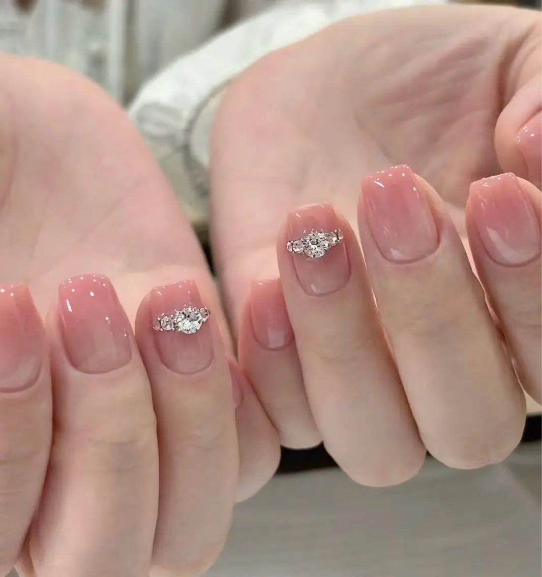 ネイル lucky nail 歌舞伎町のネイルデザイン