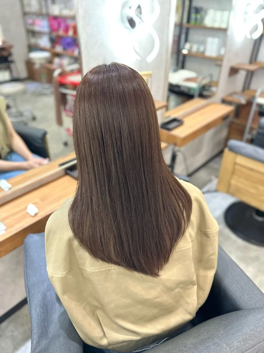 セミロング カット MOURI CHISATOのヘアスタイル