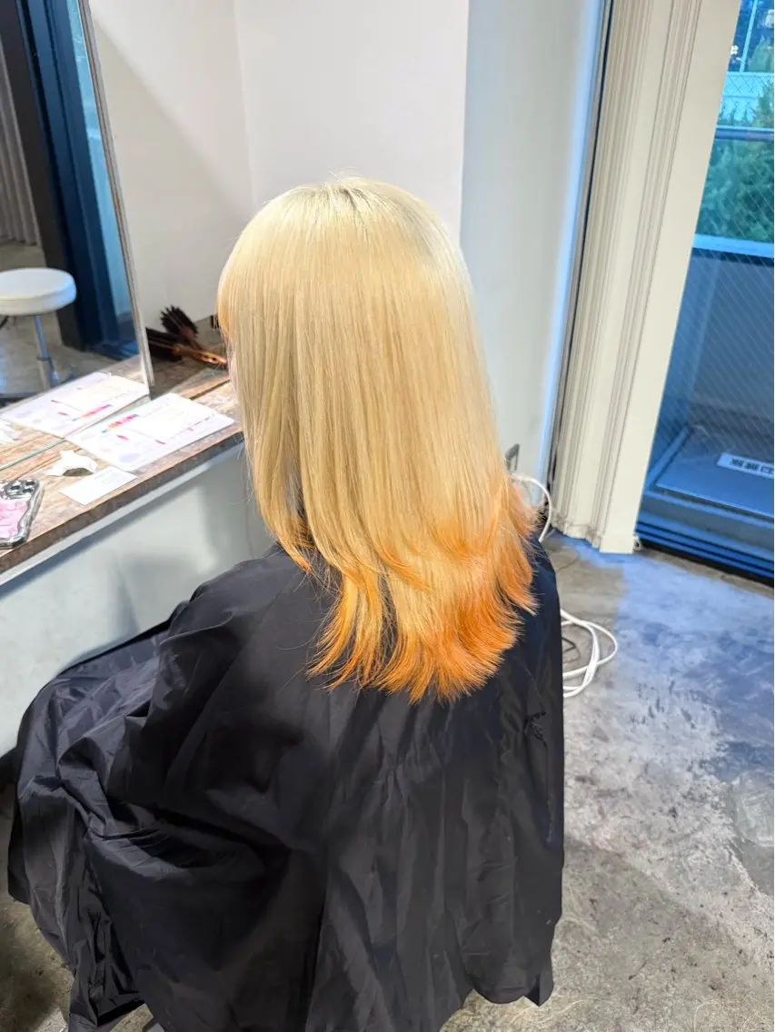 ロング カラー ブロンド オレンジ ホワイトブロンド ヘアカラー トリートメント 🫧艶髪縮毛矯正/ 透明感カラー/みきのヘアスタイル