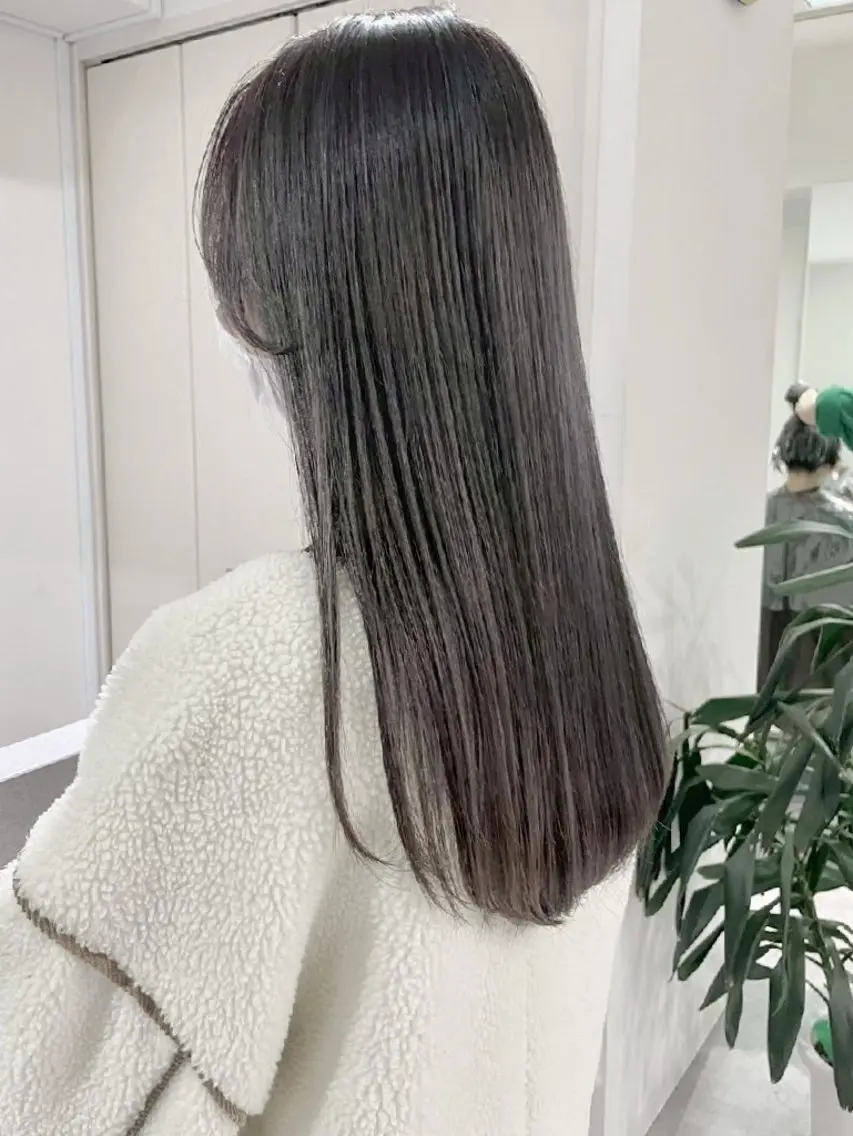 カラー コト ネのヘアスタイル