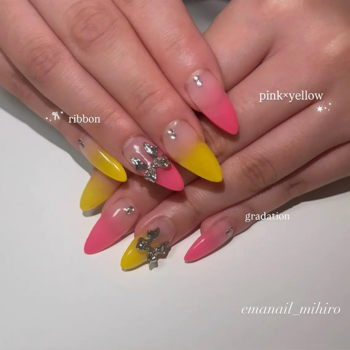 ネイル ハンドネイル EmaNail瓢箪山 🌼Mihiroのネイルデザイン