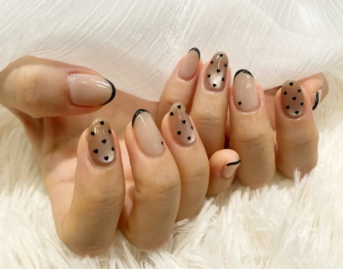 ネイル ハート マグネットネイル 持ち込み ハンドネイル ネイルサロン nail_upのネイルデザイン