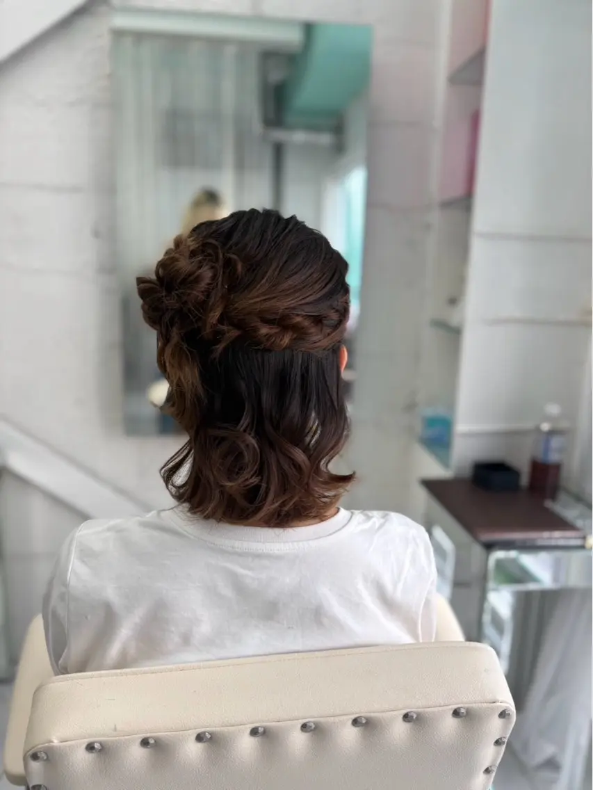 ヘアアレンジ ヘアセット 🎀ゆづき❤️‍🔥 透明感カラー💕のヘアスタイル