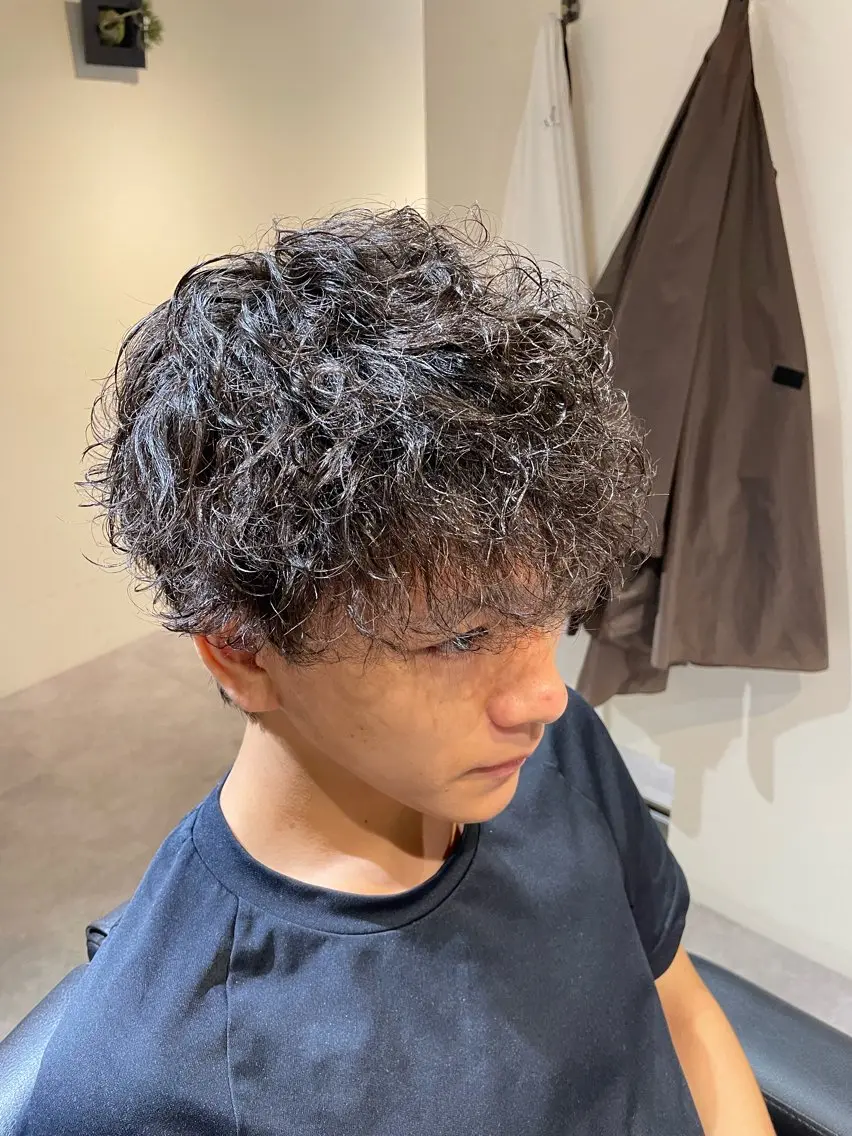 ミディアム 下山 けいんのヘアスタイル