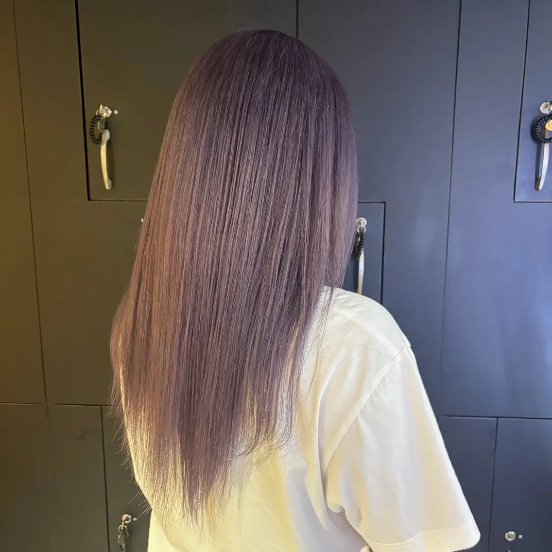 ロング カラー ヘアアレンジ グレージュ ラベンダーカラー ラベンダーグレージュ ラベンダーグレー ヘアカラー トリートメント ヘアセット 🫧ハイトーン×艶 カラー🫧 Rionのヘアスタイル