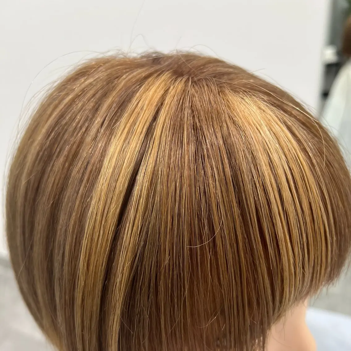 ショート カラー デザインカラー ⭐トレンドカット&カ ラーCocoro🪿のヘアスタイル