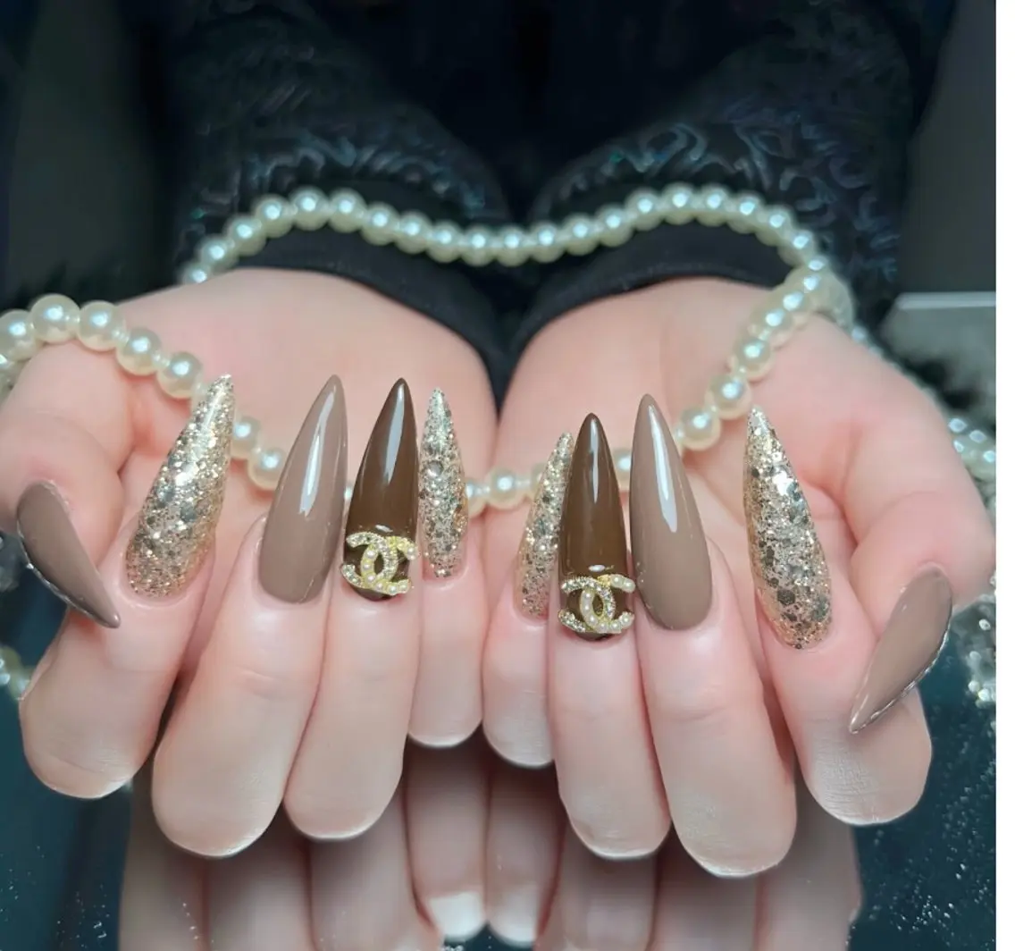 ネイル アートネイル ボルドー フレンチネイル ジェルネイル 氷ネイル・うるうるネイル ハンドネイル Julie NailSalonのネイルデザイン