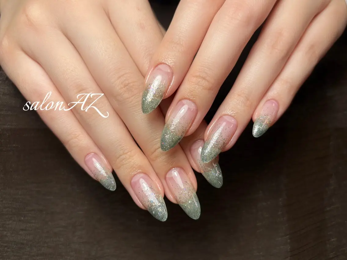 ネイル アートネイル 長さ出し フットネイル フレンチネイル ジェルネイル ハンドネイル salon AZのネイルデザイン