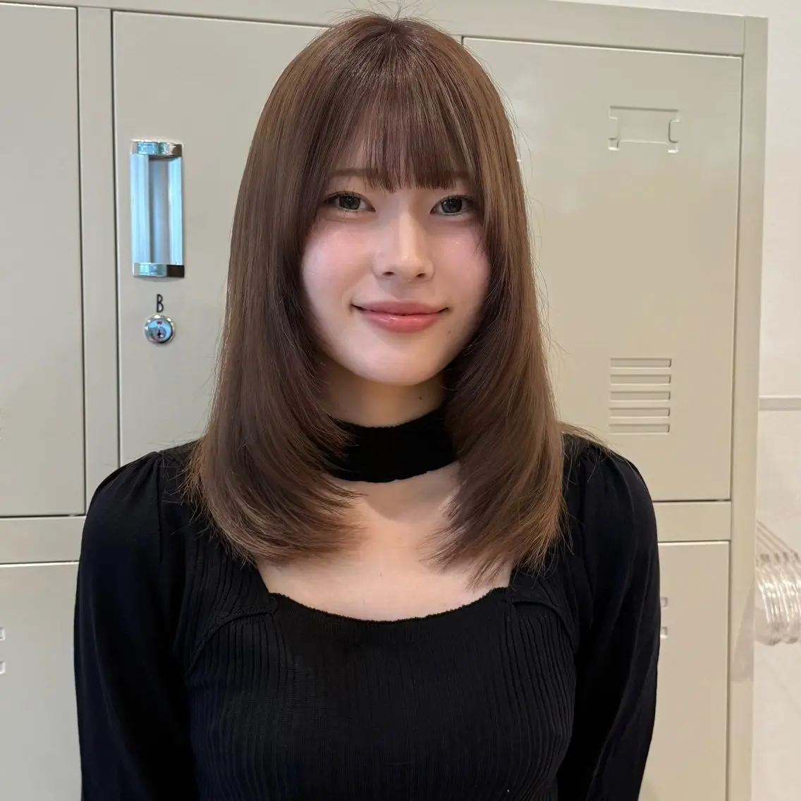 ミディアム カラー 柔らかいbeige ￤韓国￤🩰マユ🩰のヘアスタイル