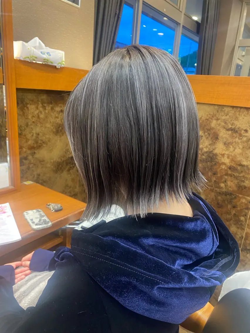 ミディアム カラー 相良 陽香🌻のヘアスタイル