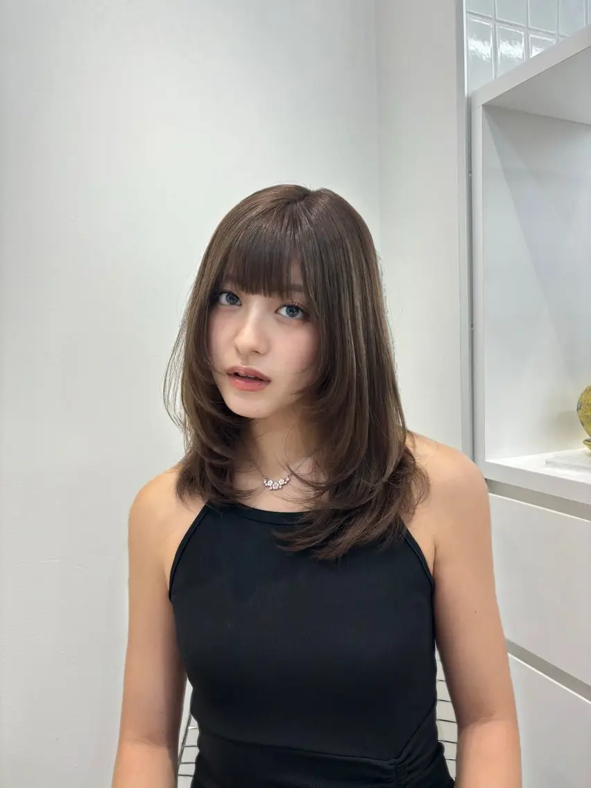 セミロング emi 韓国ワンホンヘアのヘアスタイル