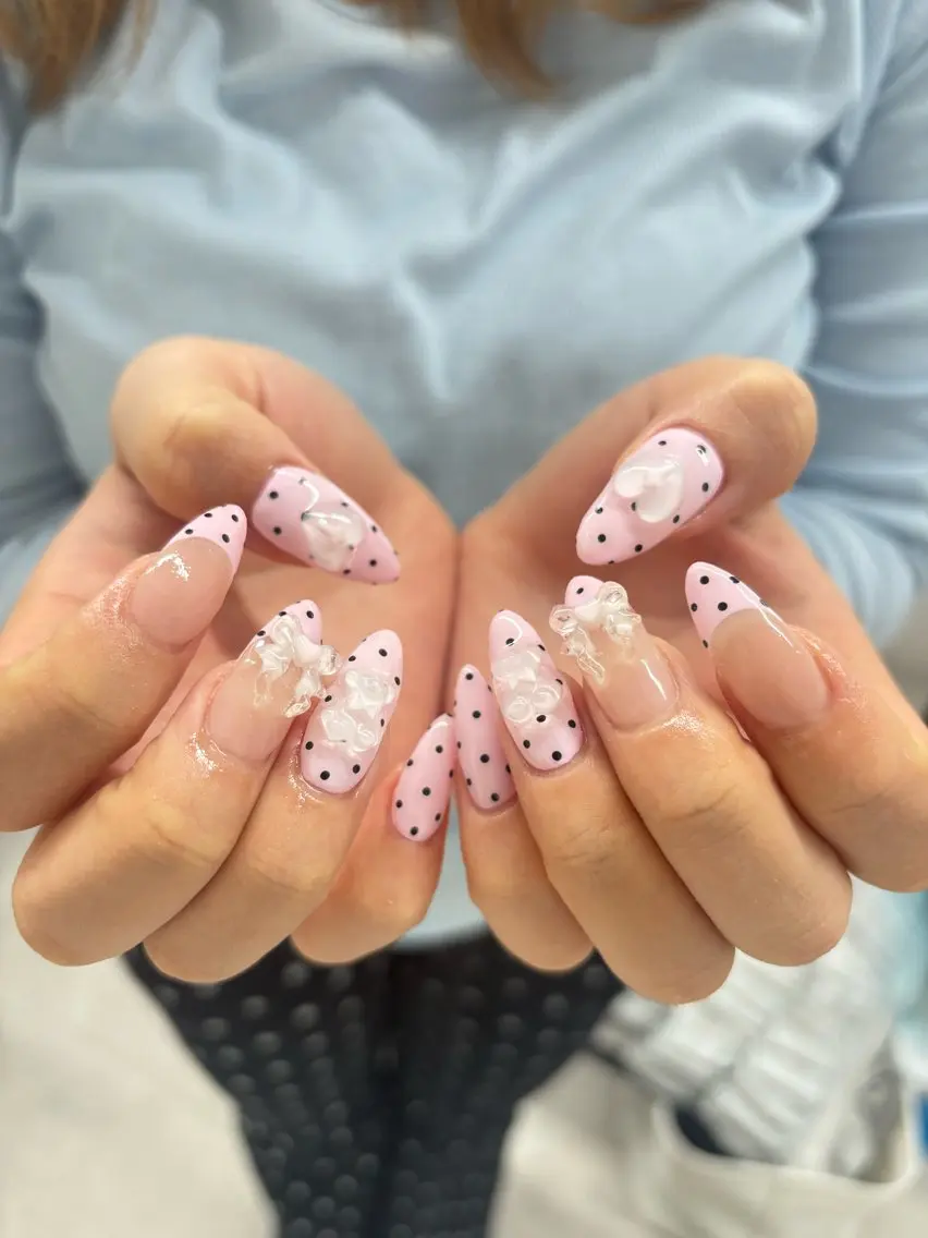 ネイル ハンドネイル yuria 🎀海外ネイル🌺のネイルデザイン