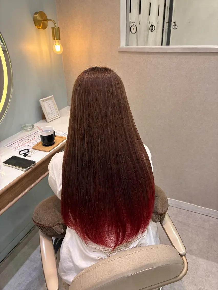 ロング カラー ブラウンカラー レッドカラー ロング ヘアカラー トリートメント ハイトーン/韓国ヘア senaのヘアスタイル