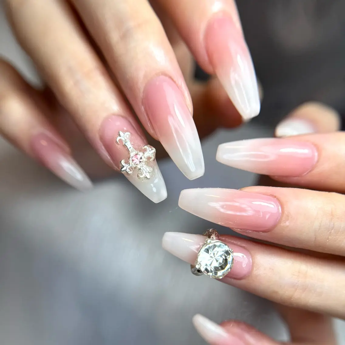 ネイル ハンドネイル 渋谷／チップ長さ出し 👑アプレgel-xのネイルデザイン