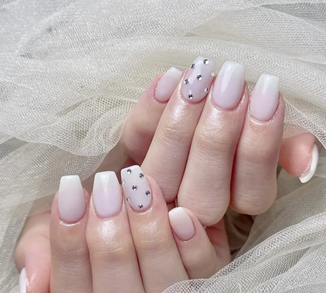 ネイル ハンドネイル ハンドケア Kin 🦋のネイルデザイン