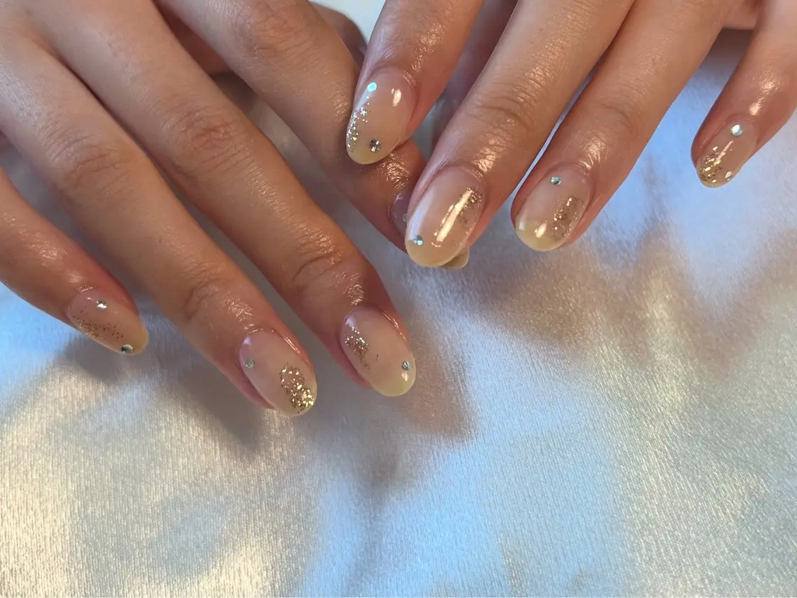 ネイル グラデーション ラメ(グリッター) ストーンネイル charmant nailのネイルデザイン